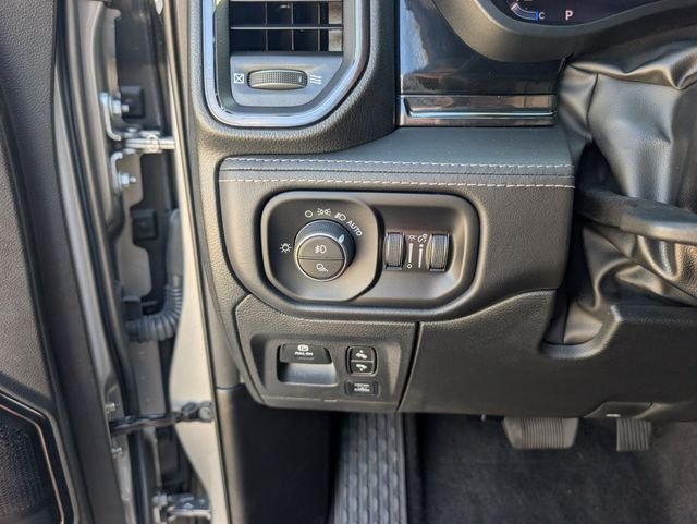Used 2025 Silver Ram Limited image 11