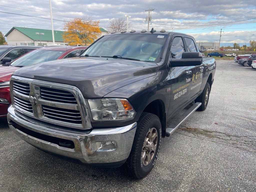 Used 2017 Granite Crystal Metallic Clearcoat Ram Big Horn image 3