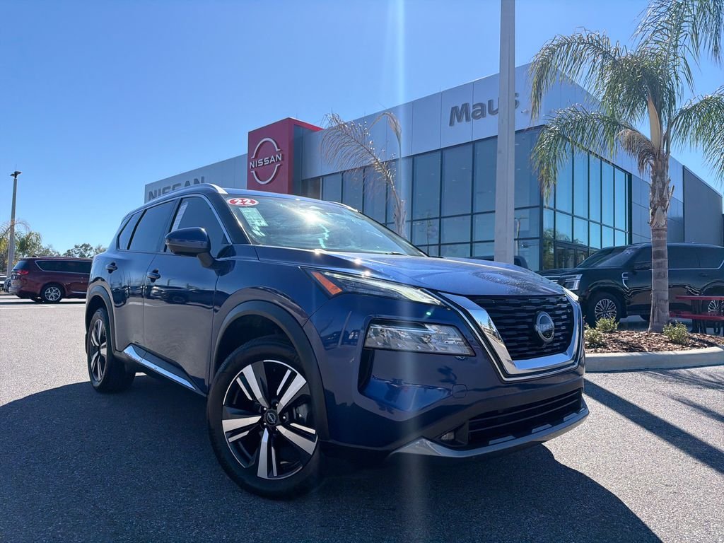 2022 Nissan Rogue SL