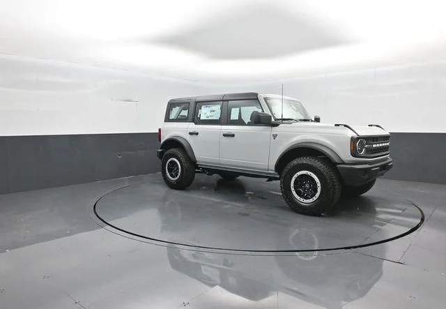 New 2026 Avalanche Gray Ford Base image 2