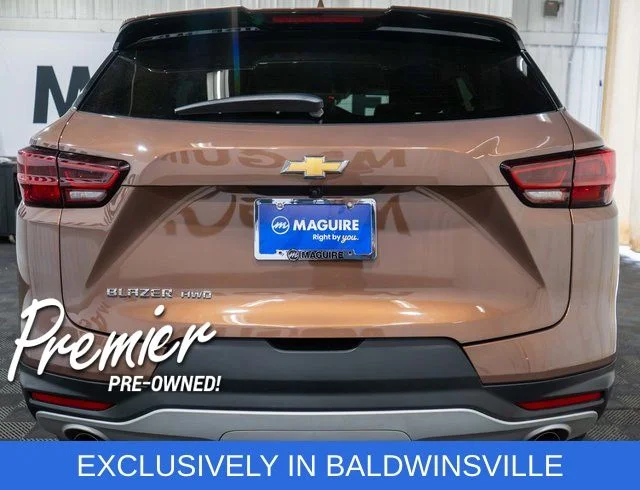 Used 2023 Brown Chevrolet LT image 6