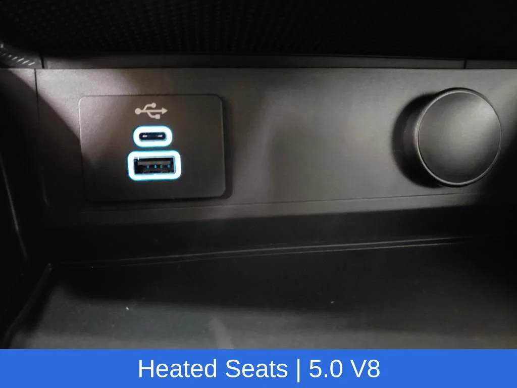 Used 2025 Silver Ford GT Premium image 24
