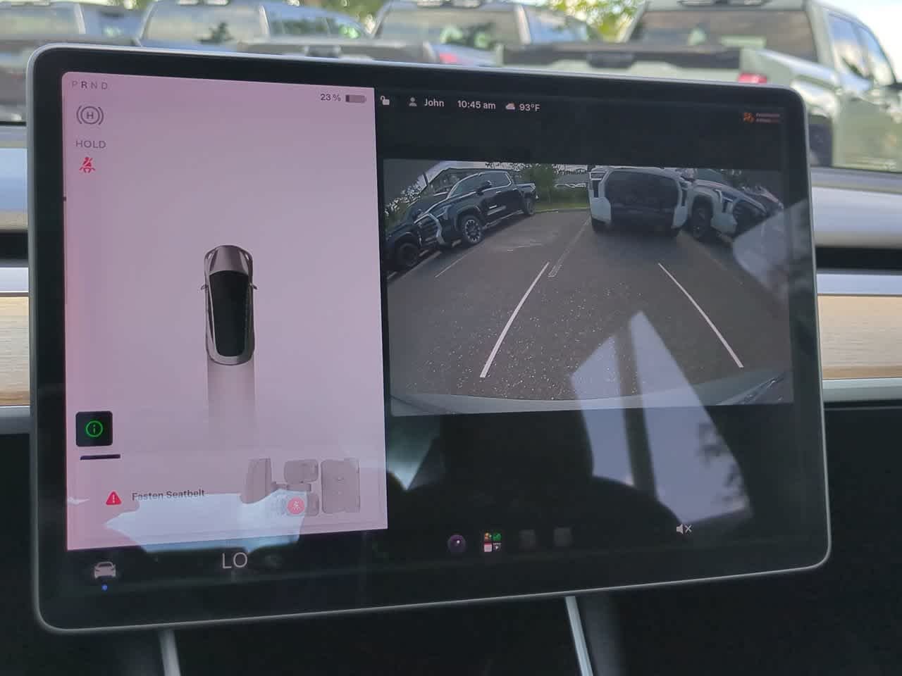 Used 2018  Tesla  image 19