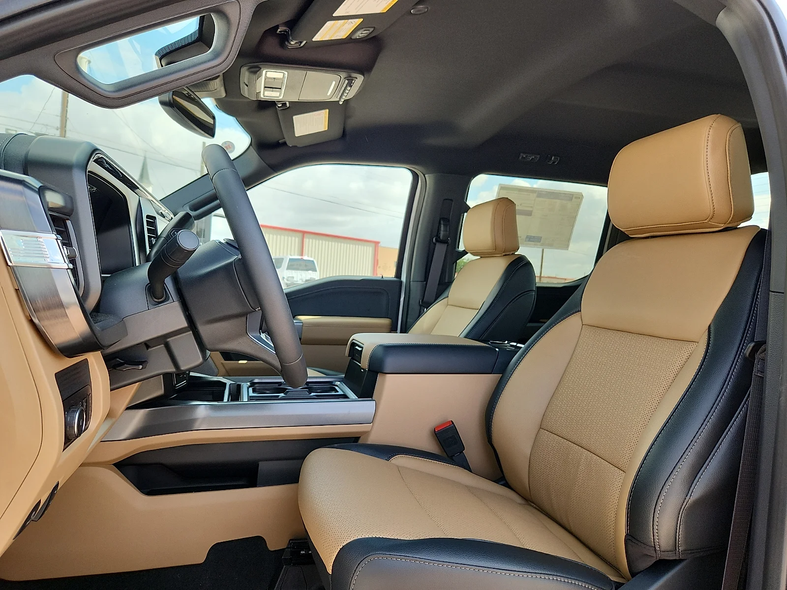 New 2026 Oxford White Ford F-250® Lariat® image 17