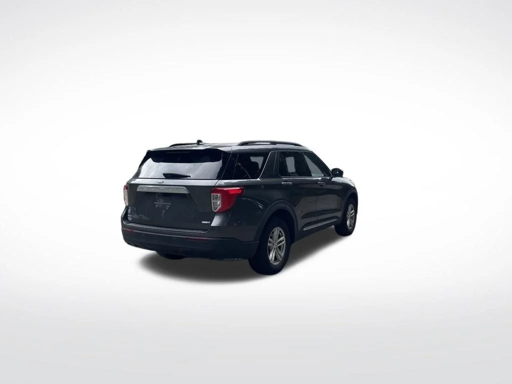 Used 2020 Gray Ford XLT image 4