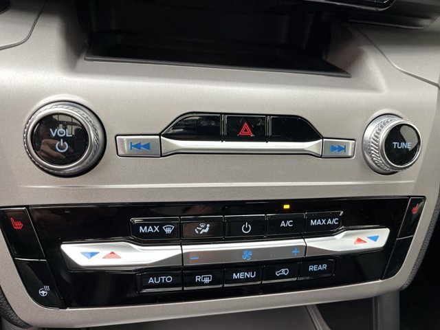 Used 2023 Agate Black Ford XLT image 21