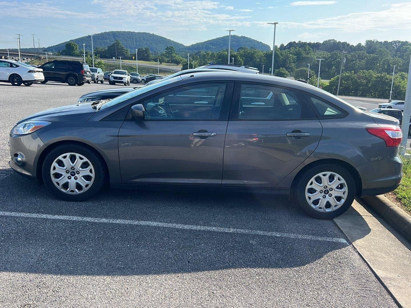 Used 2012 Sterling Gray Metallic Ford SE image 2