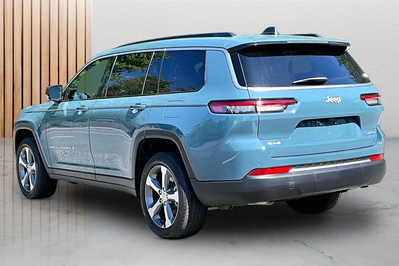 New 2026 Steel Blue Exterior Paint Jeep Limited image 7