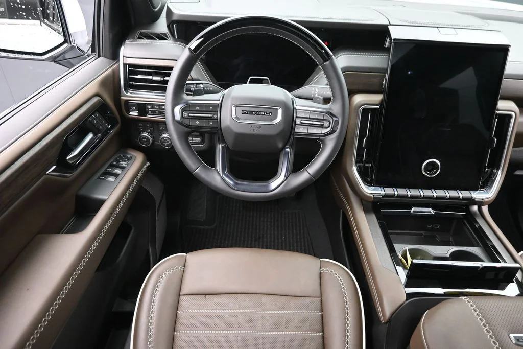 Used 2026 White GMC Denali Ultimate image 23
