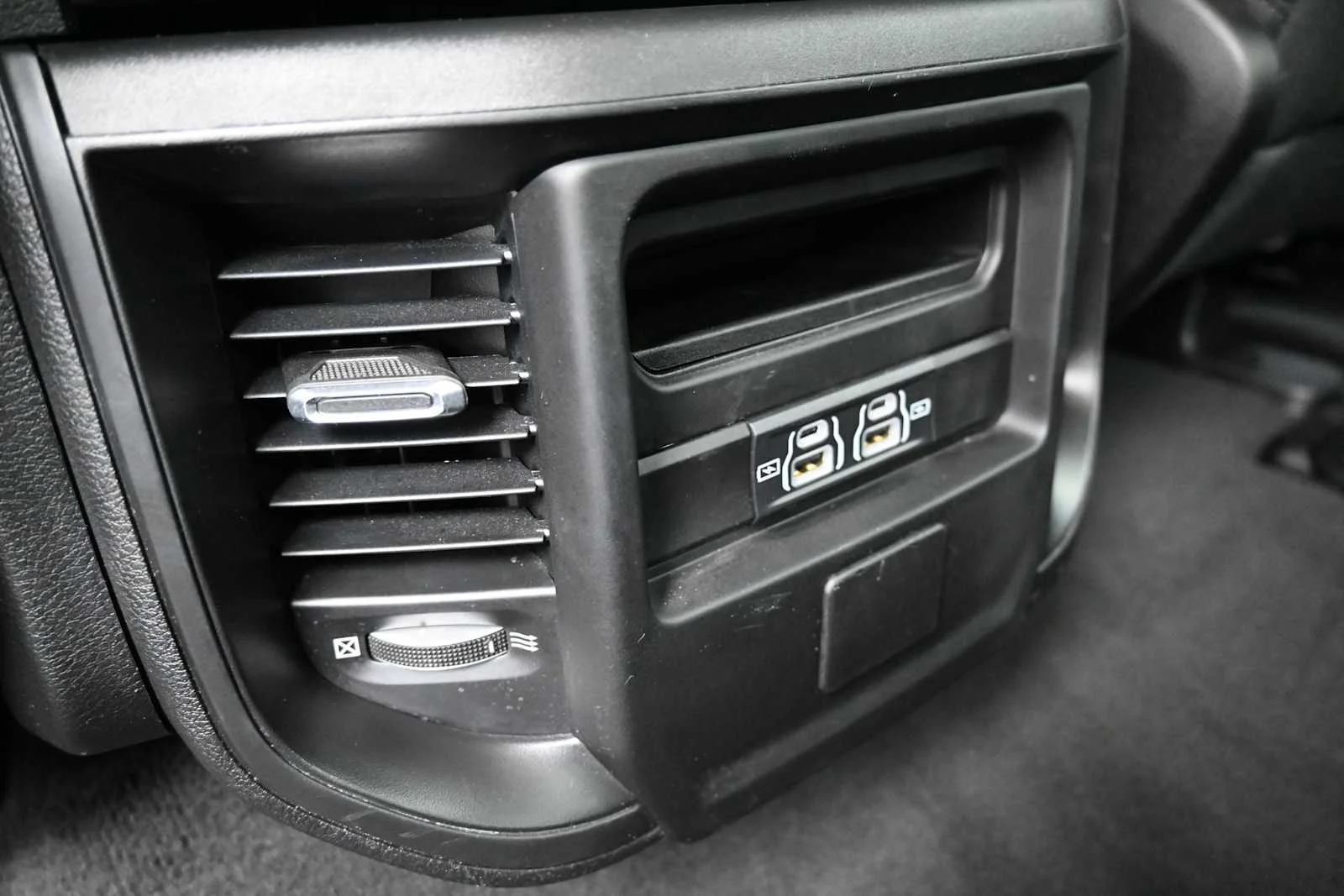 Used 2023 Diamond Black Crystal Pearlcoat Ram Big Horn image 8