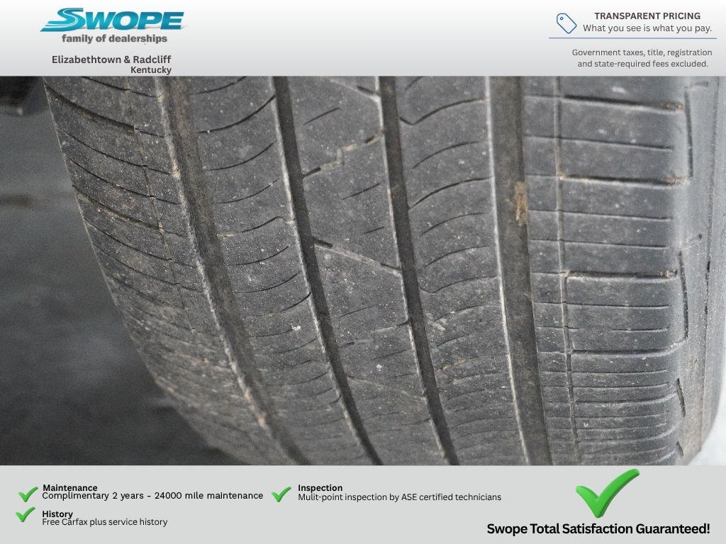 Used 2021 Titanium Glow Toyota Limited image 30