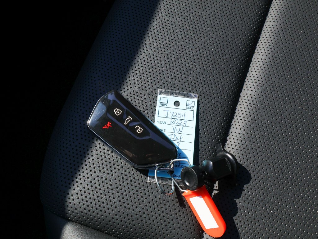 Certified Used 2023 Silver Volkswagen Pro S image 28