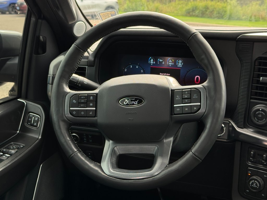 Used 2024 Carbonized Gray Metallic Ford Lariat image 16