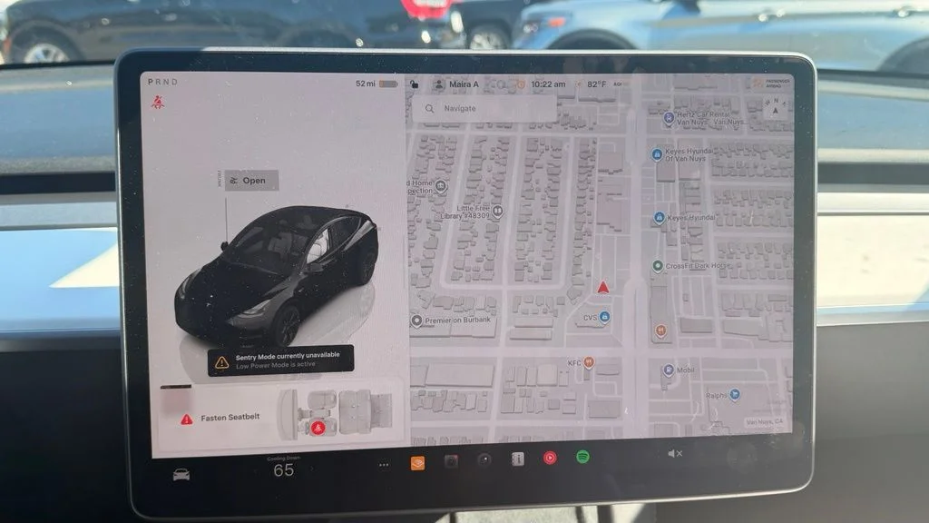 Used 2025  Tesla Long Range image 10