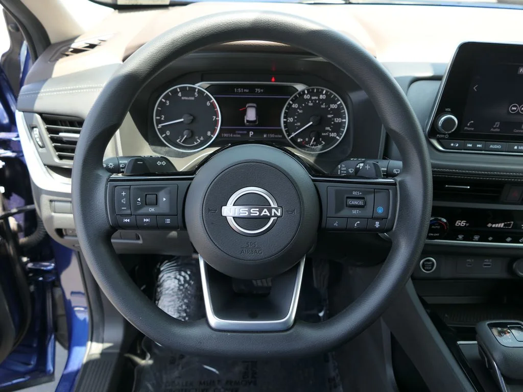 Used 2023 Blue Nissan SV image 16