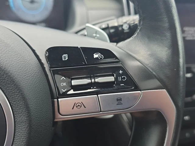 Used 2023 White Hyundai Limited image 18