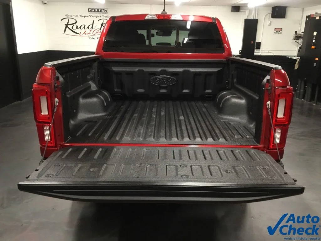 Used 2020 Red Ford XLT image 12