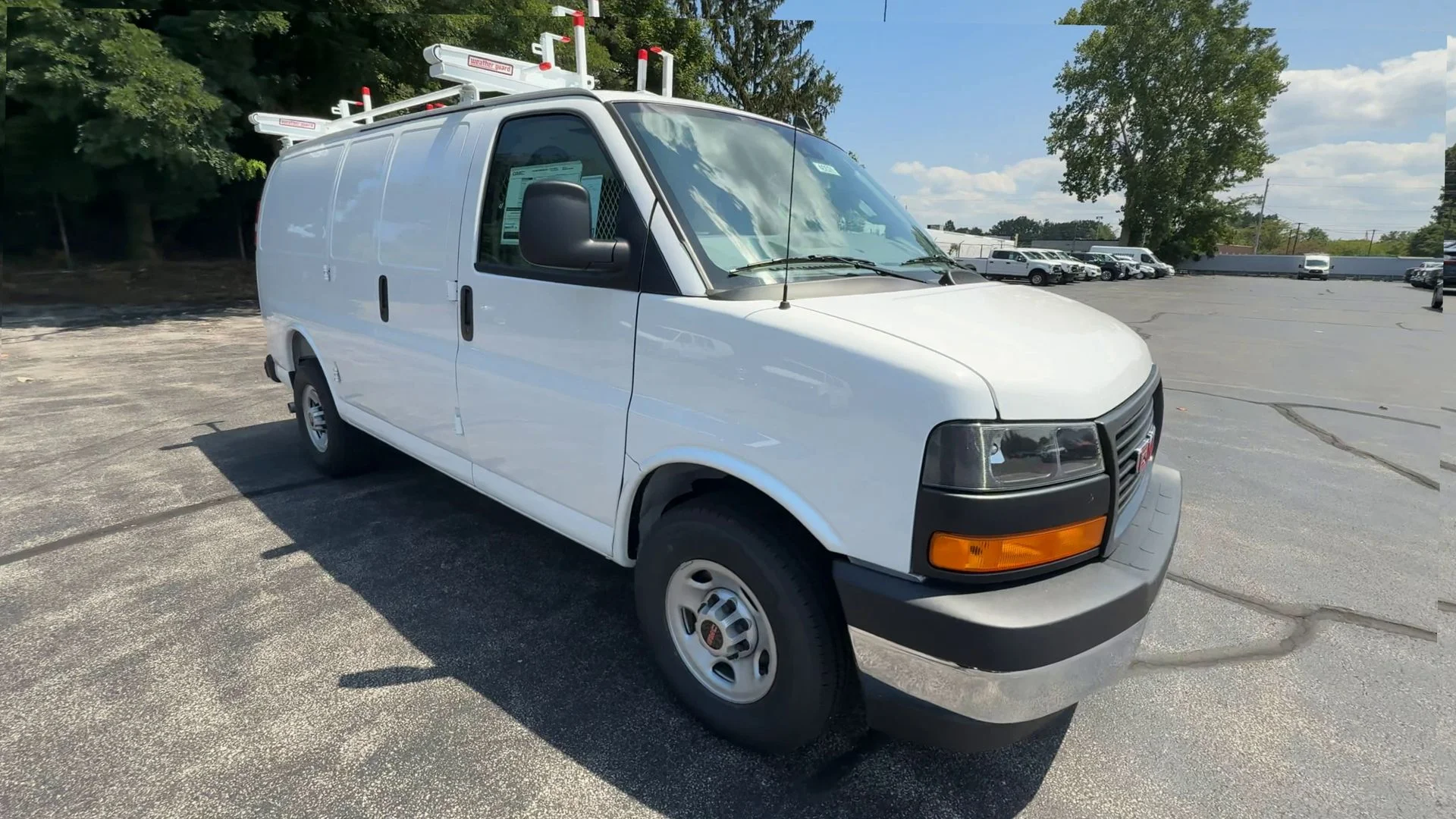 New 2025 Summit White GMC Work Van image 2