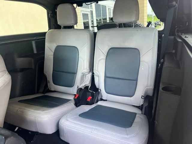 Used 2021 Shadow Black Ford Outer Banks image 8