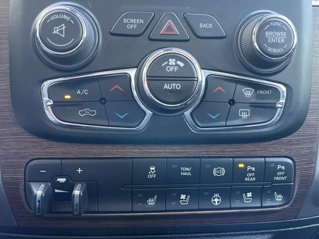 Used 2016 White Ram Laramie image 19