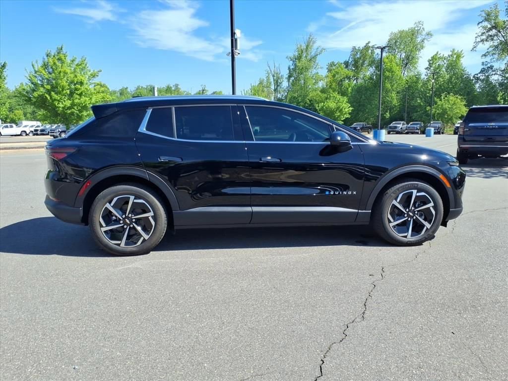 New 2026 Black Chevrolet LT image 27