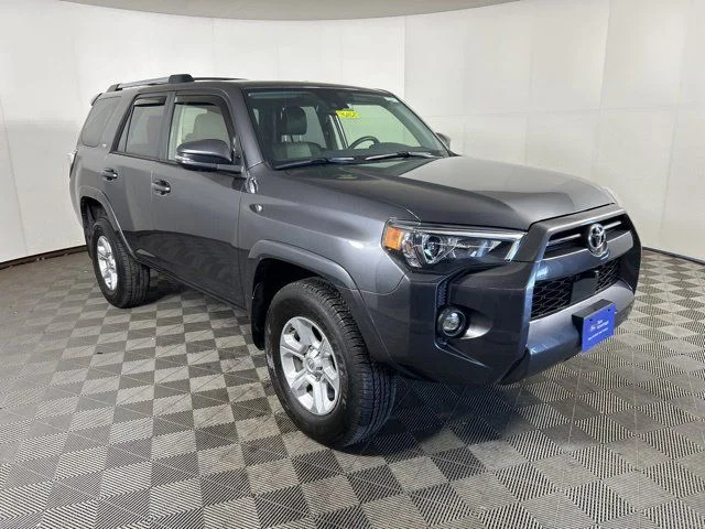 2023 Toyota 4Runner SR5 Premium 4WD V6's photo