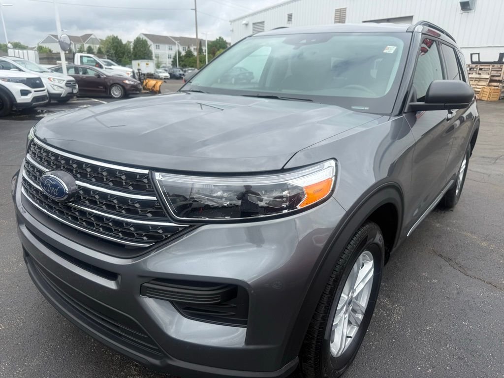 Used 2024 Gray Ford XLT image 13