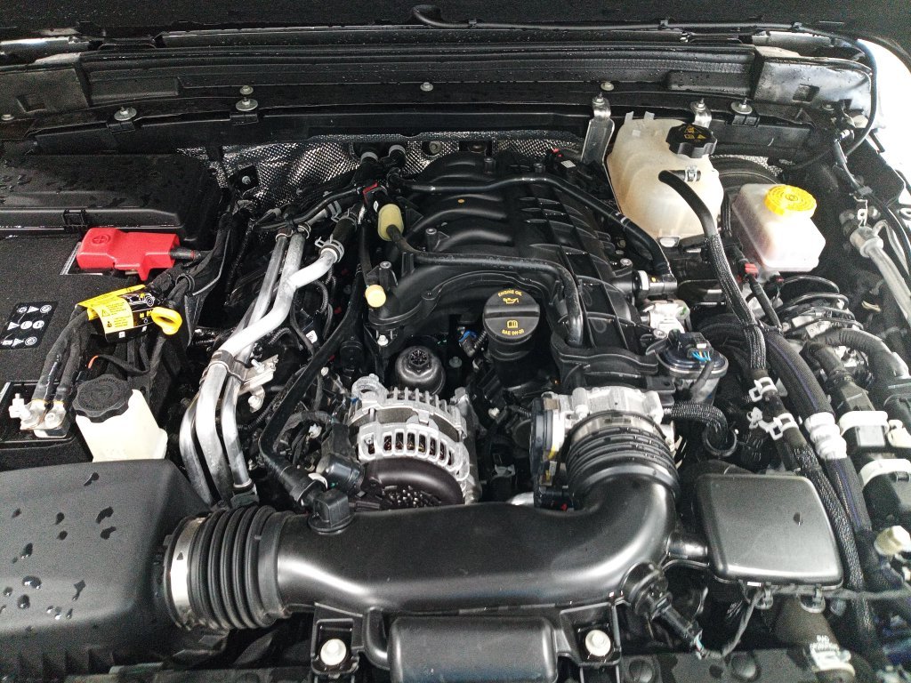 Used 2025 Gray Jeep Sahara image 26