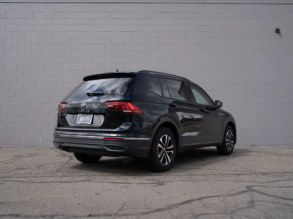 Used 2023 Black Volkswagen 2.0T S image 7
