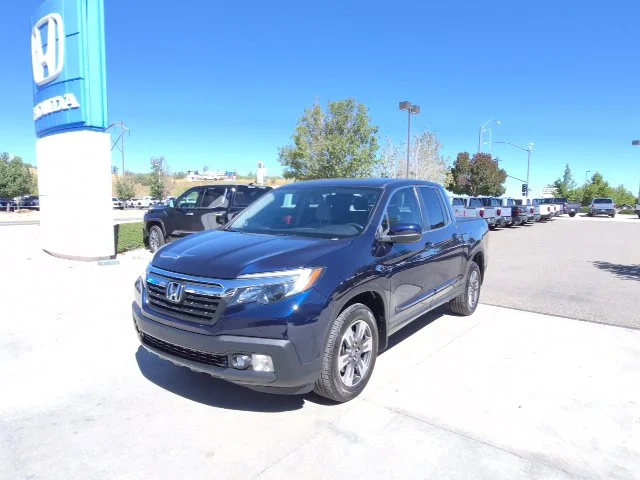 Used 2017  Honda RTL-T image 1