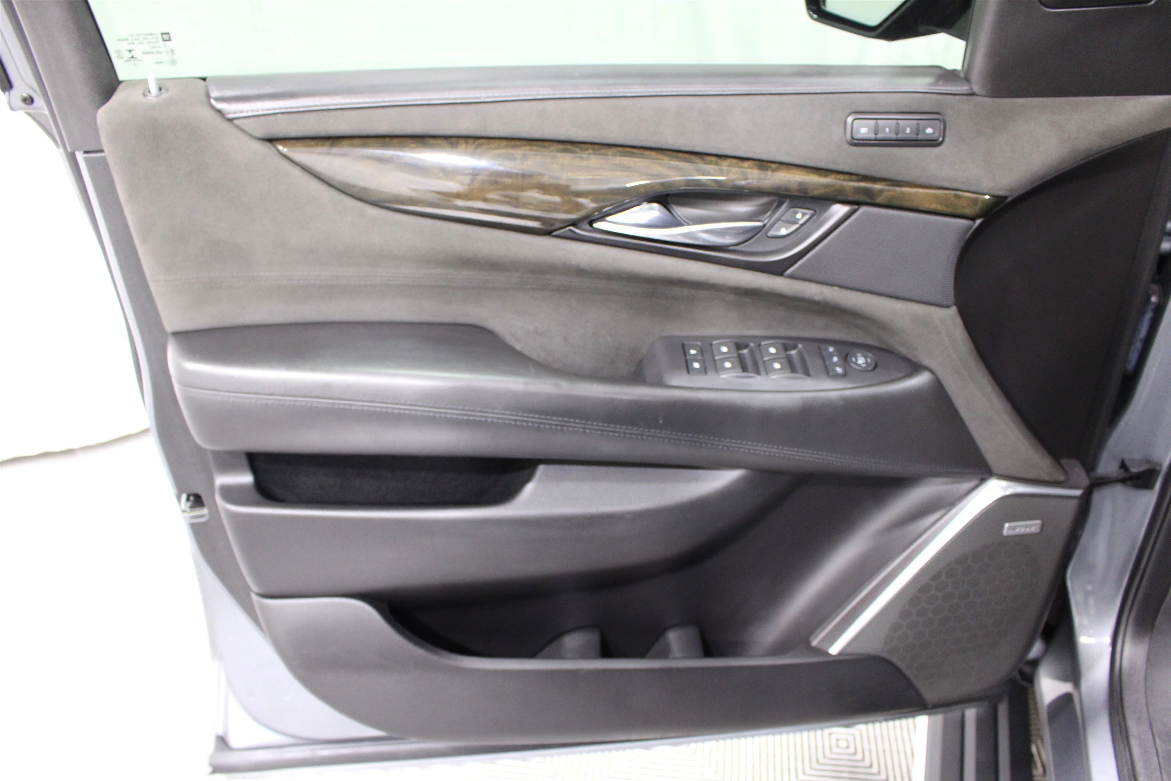 2019 Cadillac Escalade ESV Platinum - Photo 6