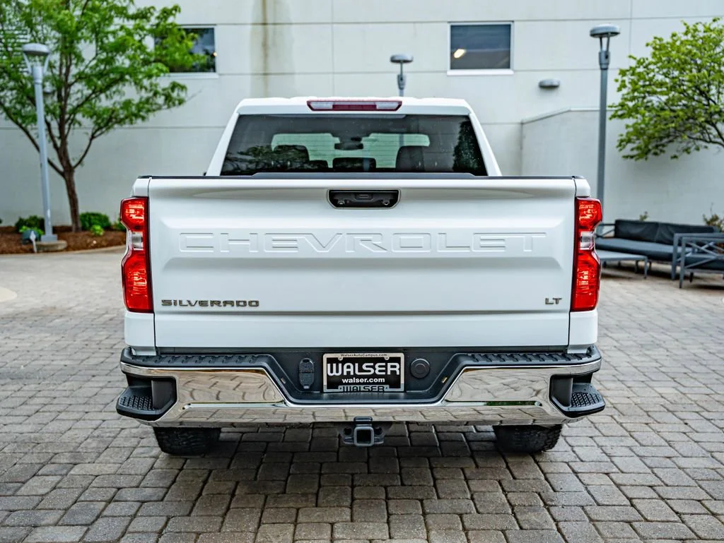 Used 2023 Summit White Chevrolet LT image 6