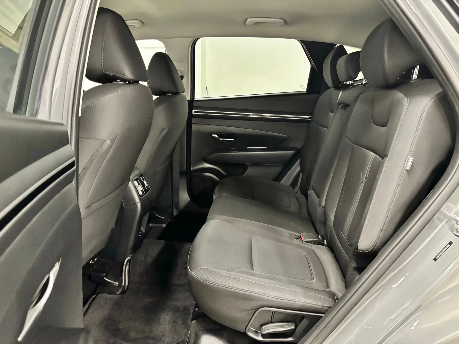 Used 2024 Gray Hyundai SEL image 19