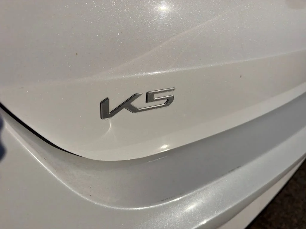 Used 2024 White Kia GT-Line image 10