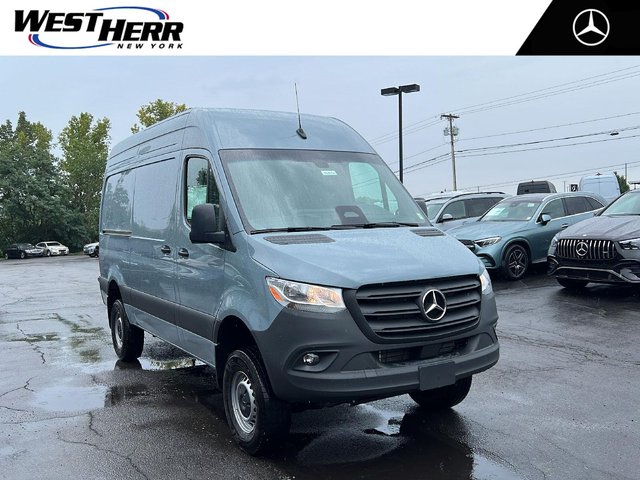 2026 Mercedes-Benz Sprinter Cargo Van Cargo Van 144” High Roof 4cyl AWD