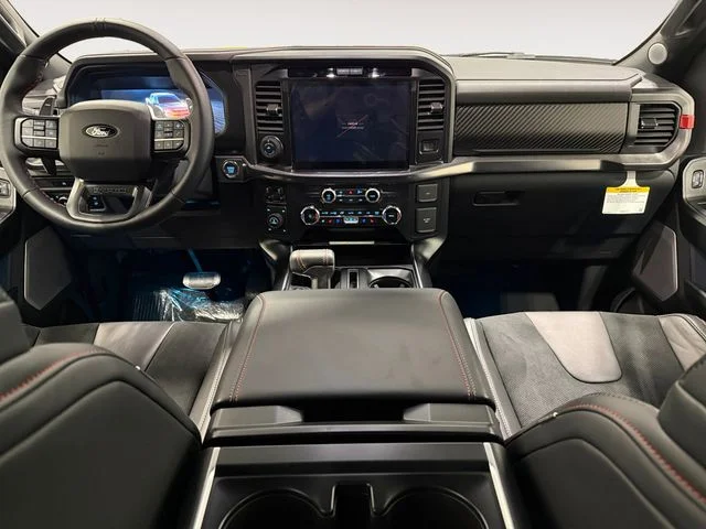2025 Ford F-150 Raptor - Photo 10
