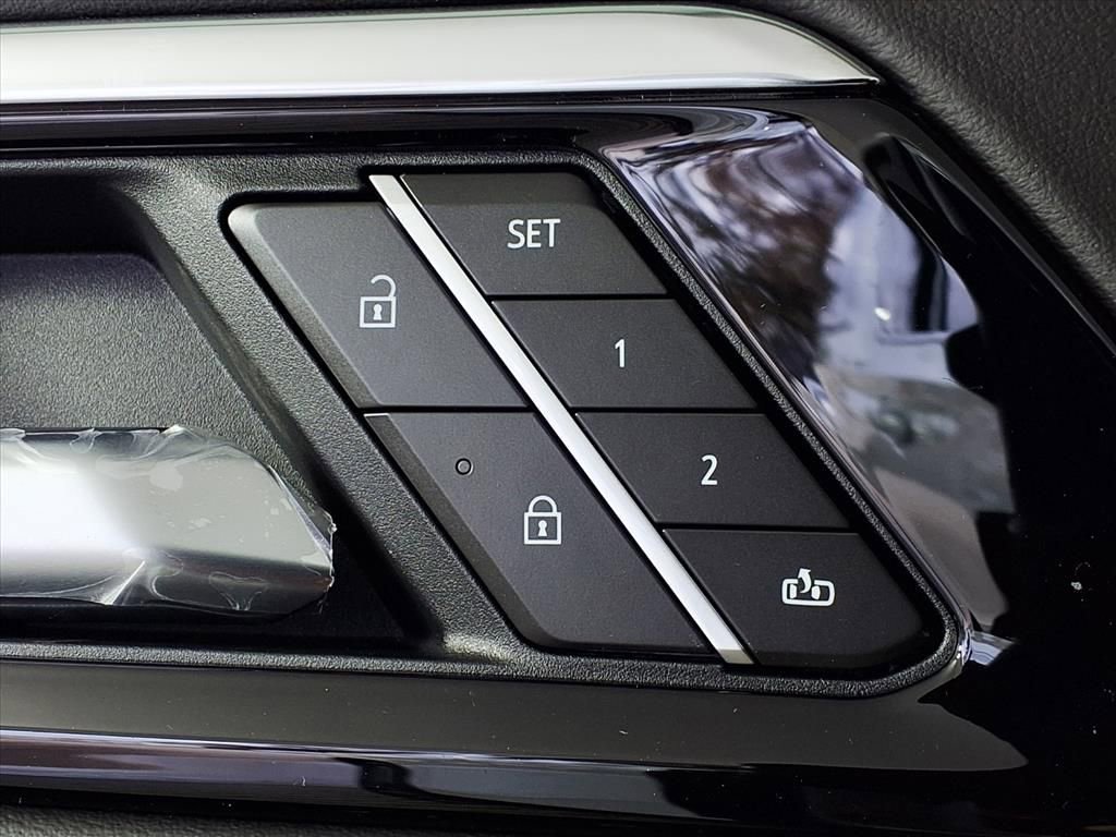 2026 Chevrolet Suburban High Country - Photo 38