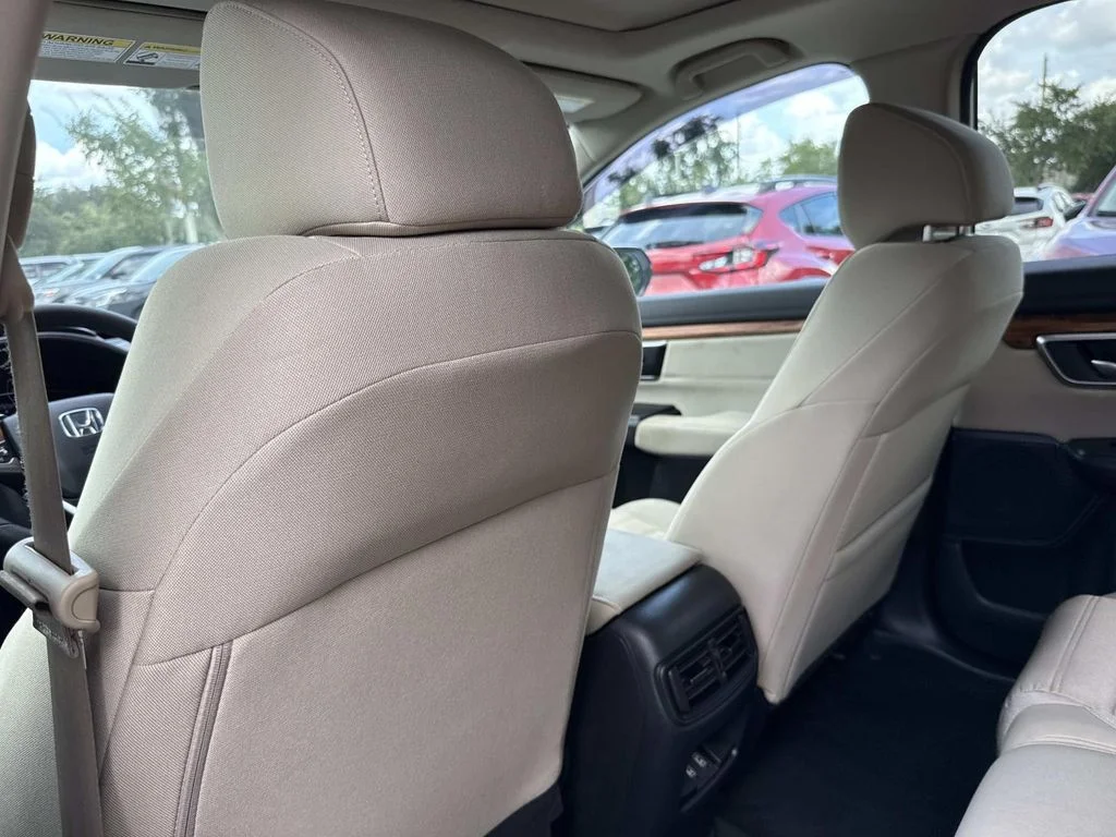 Used 2022 White Honda EX image 13
