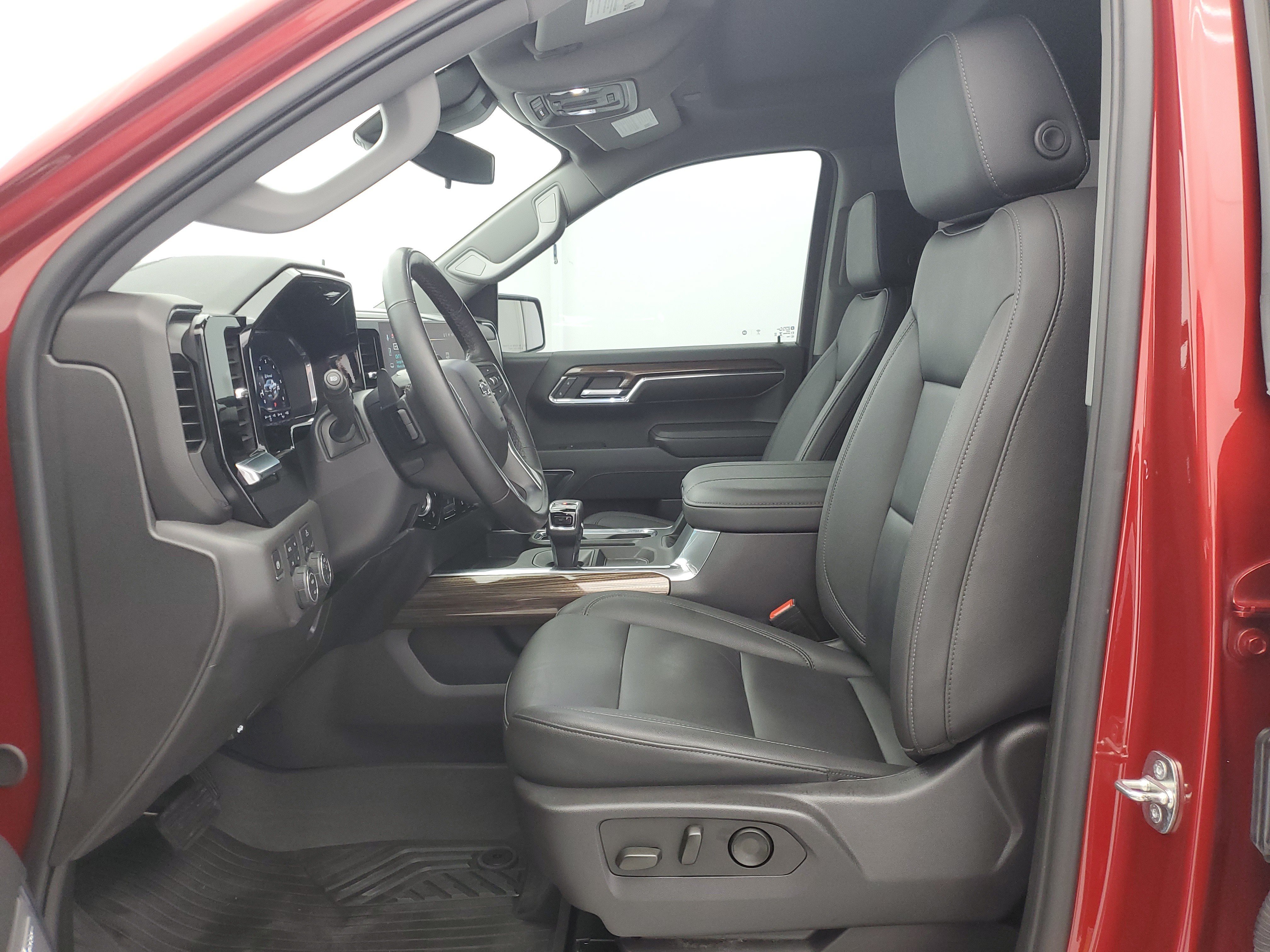 Used 2024 Radiant Red Tintcoat Chevrolet LT Trail Boss image 18