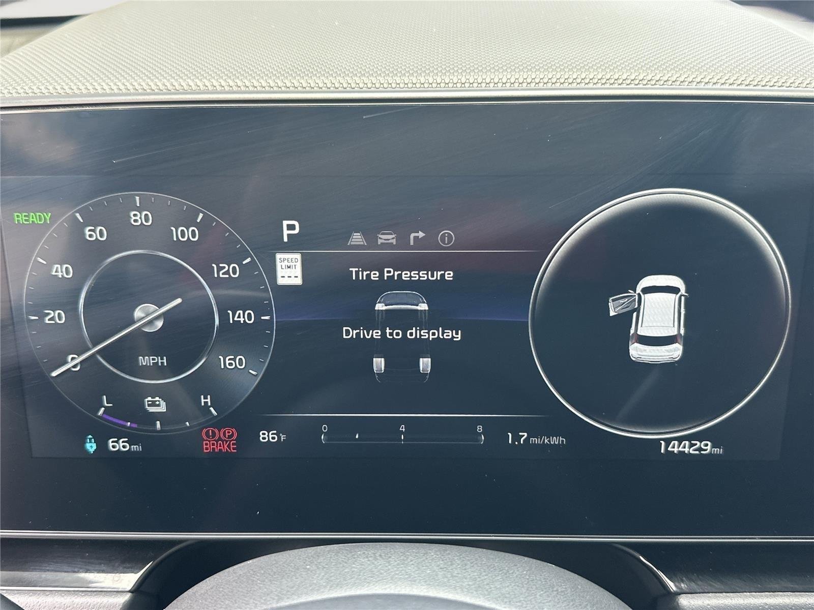 Used 2024 Graphite Gray Kia Wind image 11