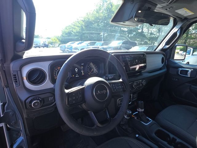 Used 2026 Gray Jeep Sport S image 5