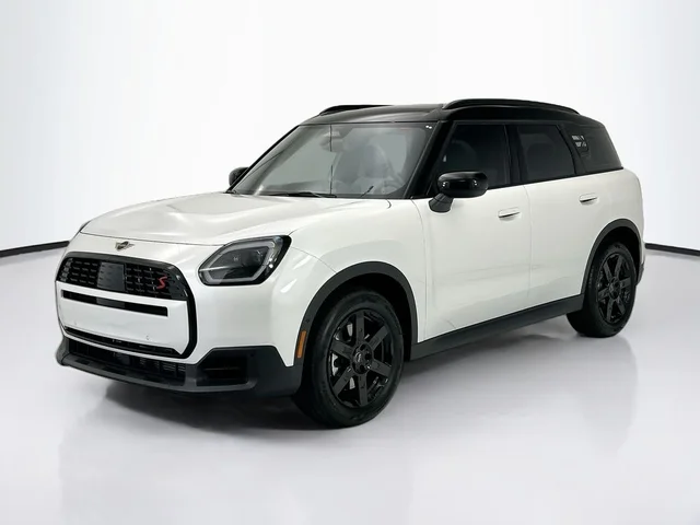 2027 MINI Countryman Signature Plus