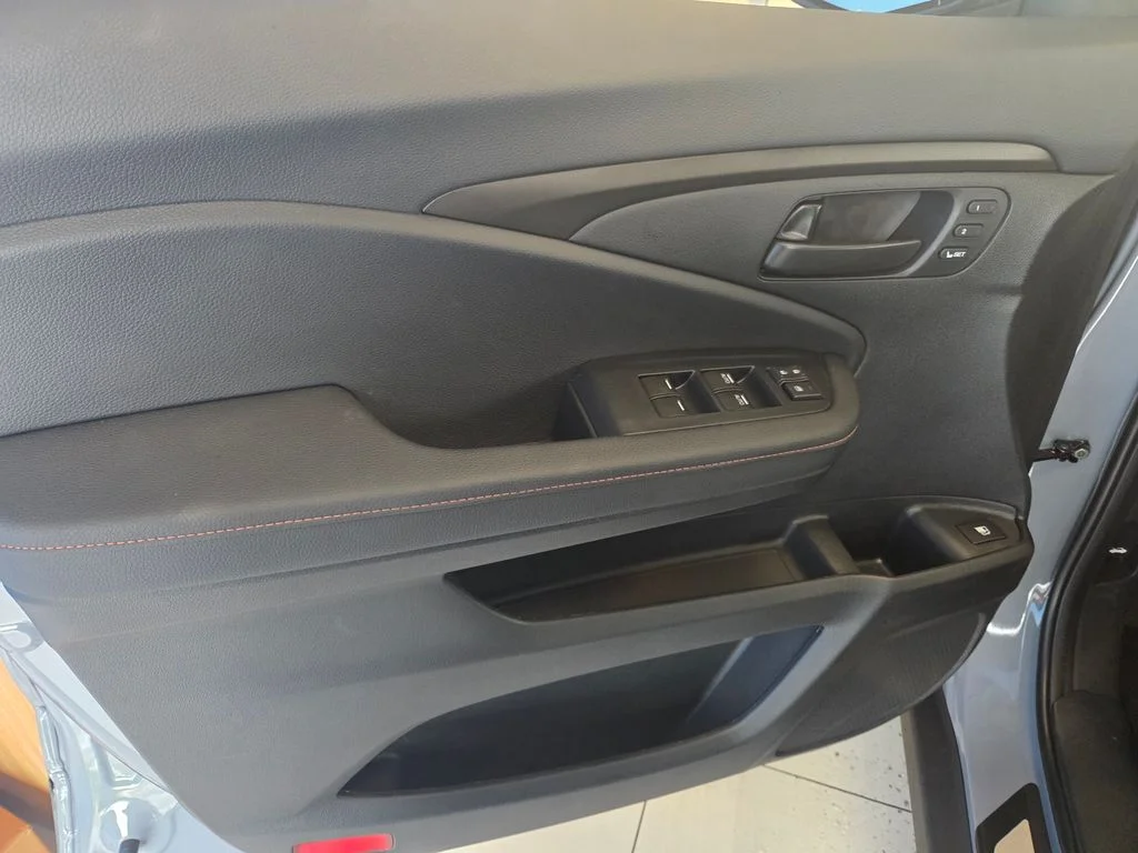 New 2026 Sonic Gray Pearl Honda TrailSport image 18