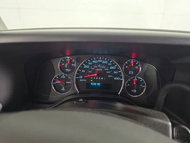 Used 2024 Summit White Chevrolet WT image 12