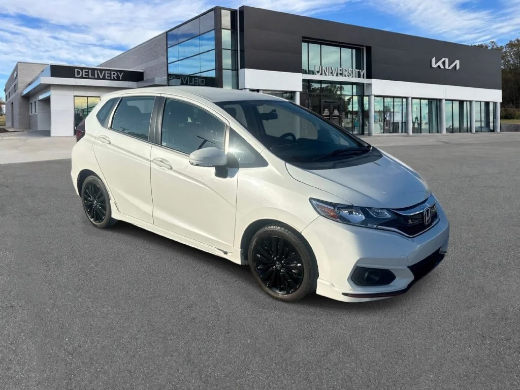Used 2018  Honda Sport image 1
