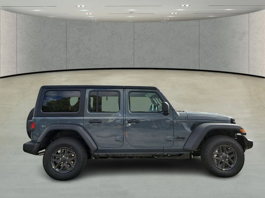 New 2026 Anvil Clear-Coat Exterior Paint Jeep Sport S image 4