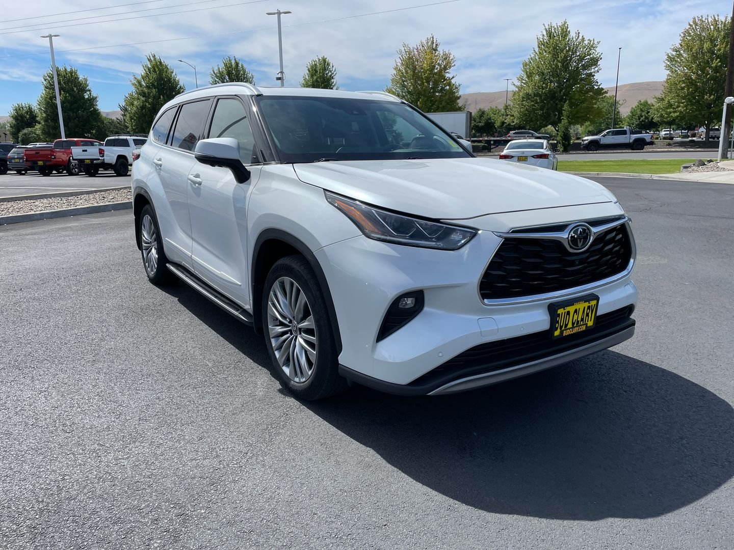 2023 Toyota Highlander Platinum AWD's photo