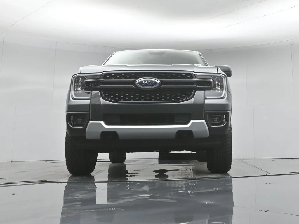 New 2026 Carbonized Gray Metallic Ford XLT image 42