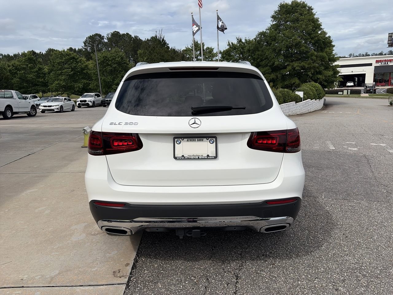 Used 2020 designo Diamond White Metallic Mercedes-Benz GLC 300 image 7
