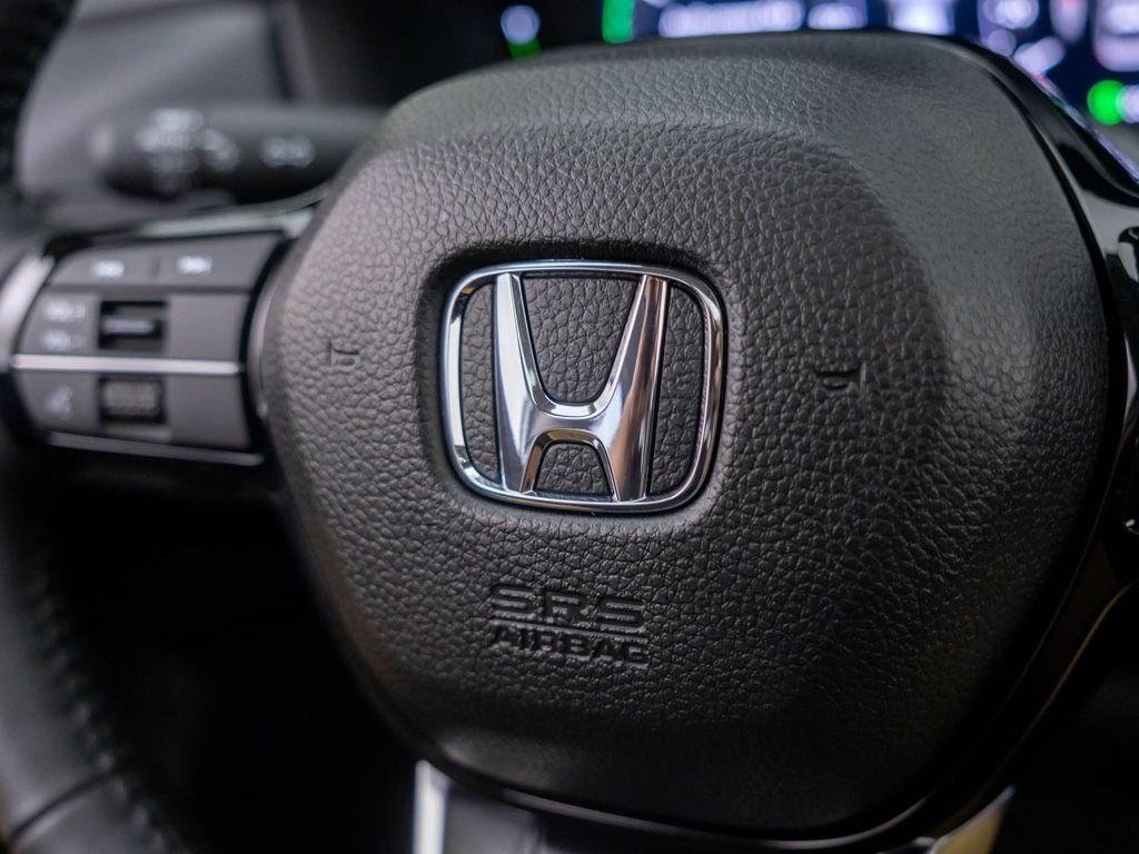 New 2026 Platinum White Pearl Honda Touring image 26